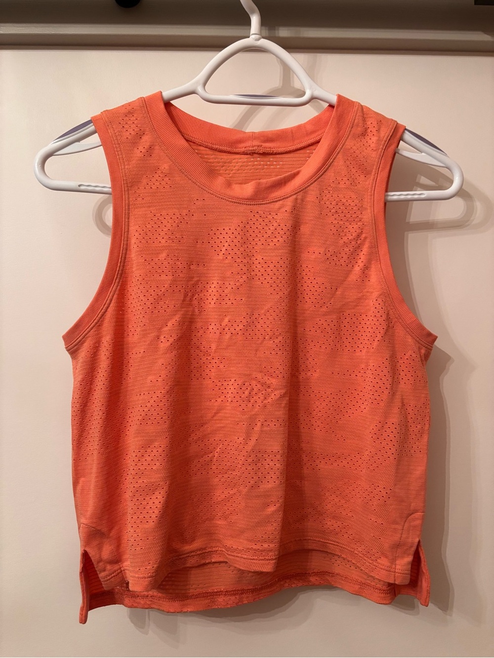 Lulu Orange Sleeveless Perforated Tank Top size 6